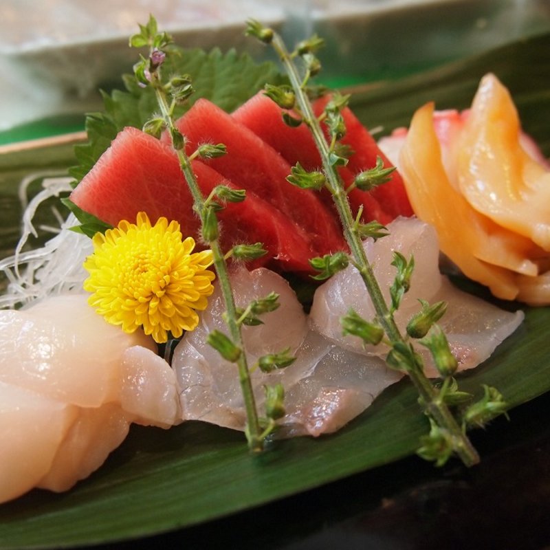 刺身盛り合わせ(寿司元 )