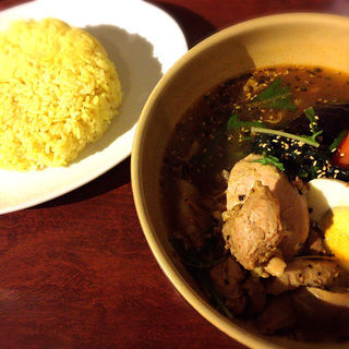 骨なしチキンカリー（黄）(札幌スープカリー 東京ドミニカ)