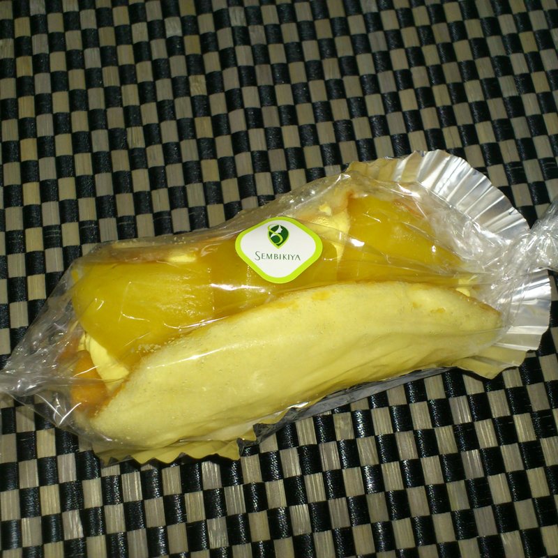 マンゴーオムレット(千疋屋総本店 第1旅客ターミナル 特選洋菓子館店)