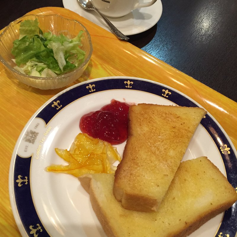 モーニングセットA(ロンドンティールーム 堂島本店)