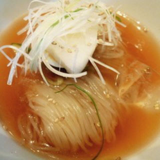 〆の特製冷麺(焼肉の名門 天壇 銀座店)