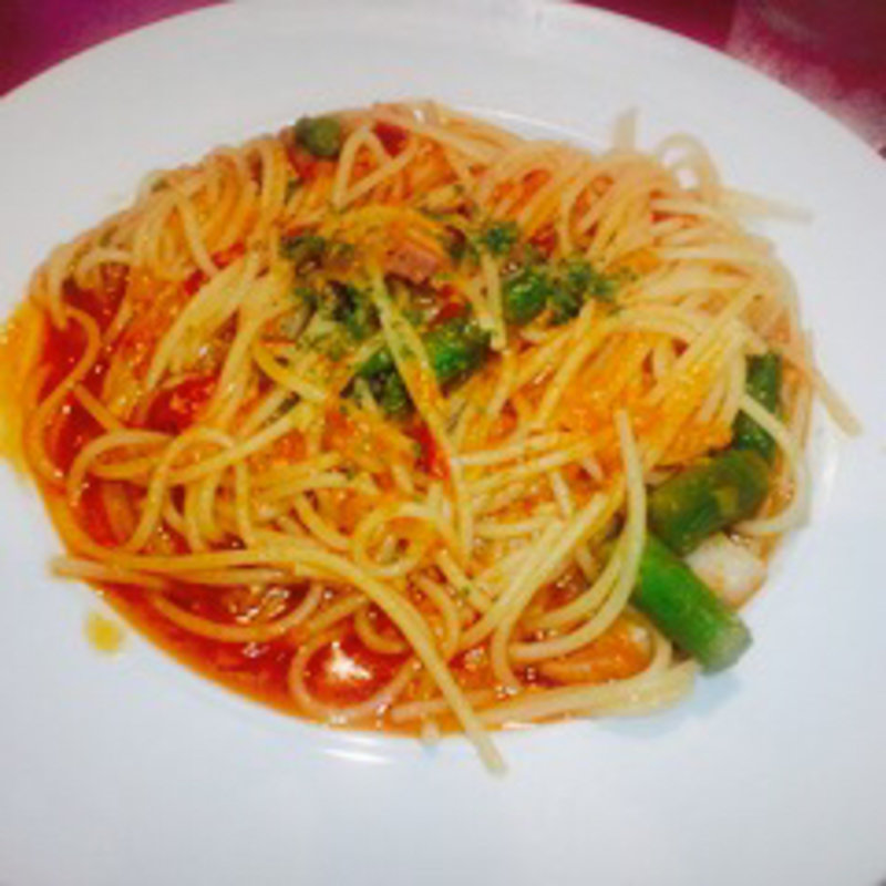 ベーコンとアスパラのパスタ(紅花 別館)