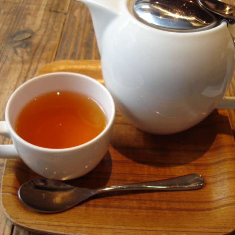 紅茶（ダージリン）(スズカフェ銀座 | SUZUCAFE Ginza)