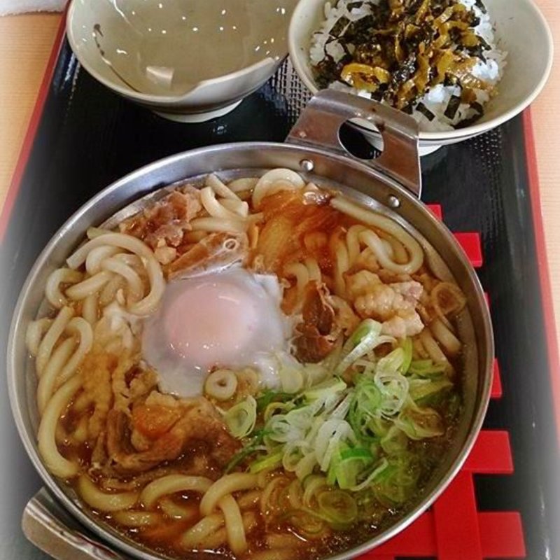 牛すき鍋焼きうどん(めん六や 信頼の森三重松阪三雲店 )