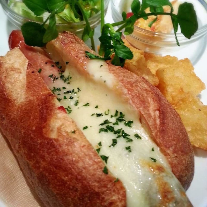 チーズのホットドック(フダンカフェ （fudan　ｃａｆｅ）)