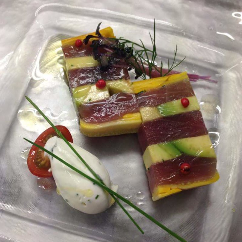 マグロとアボカドのテリーヌ(ビストロ ポンヌフ （BISTRO Pont-Neuf）)