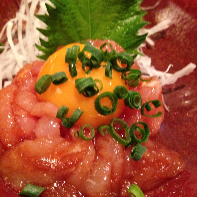 霧島地鶏のささみユッケ刺し(韓てら)