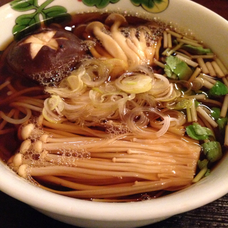 きのこそば(さらしん又は二八庵)