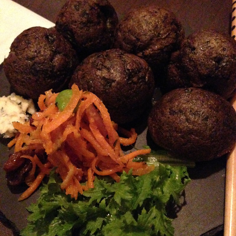 イカ墨たこ焼き(オクトバル （Octobar）)