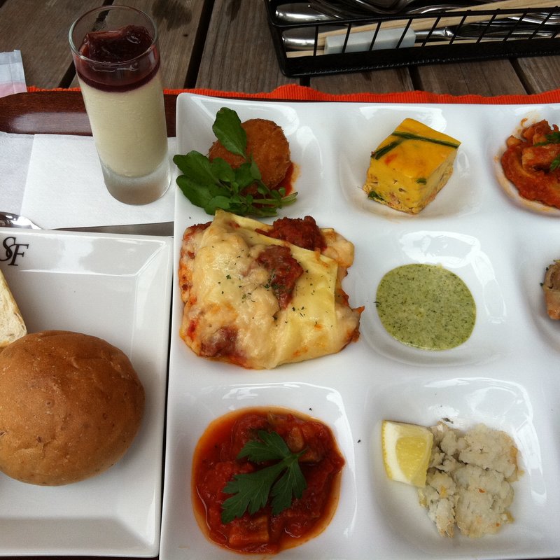 イタリアンおばんざい8種盛り合わせランチ(ソールエフレール)