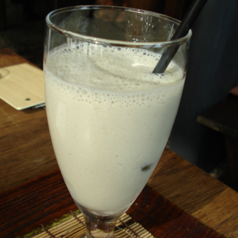 豆乳黒ゴマバナナジュース(Mamezo & Cafe 中之島店)