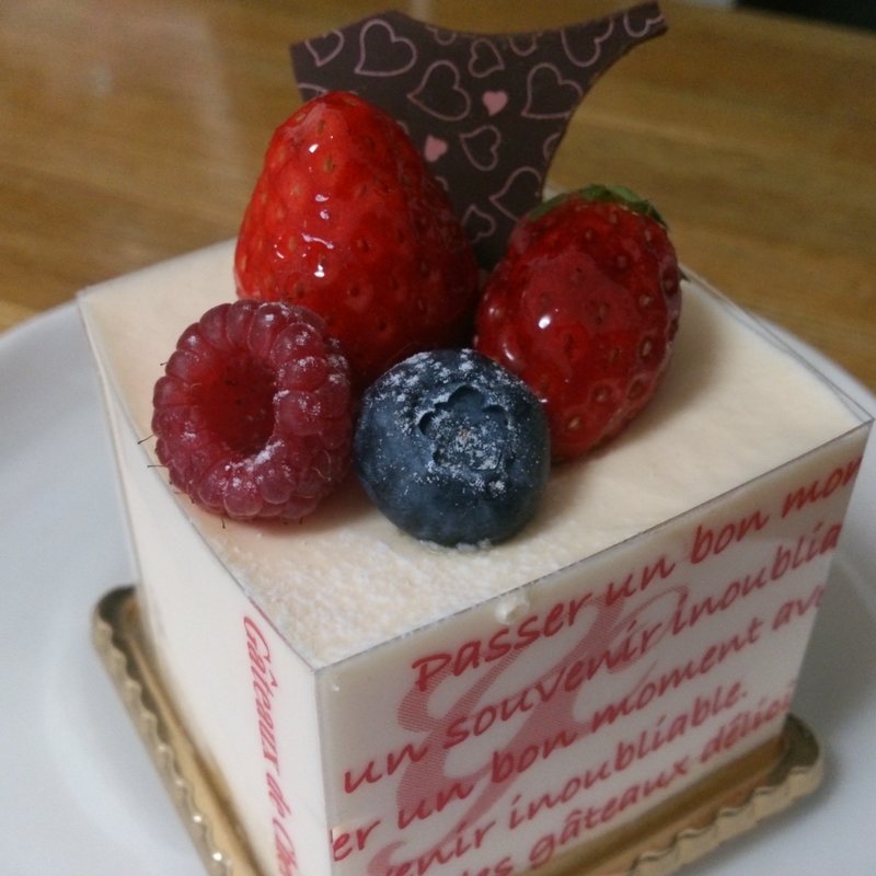 杏仁いちご(pâtisserie belleéquipe パティスリーベルエキップ)