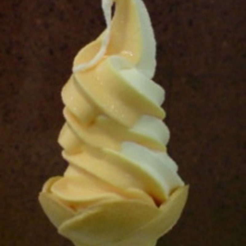 ソフトクリーム　（メロンミックス）(北海道どさんこプラザ 有楽町店)