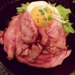 ステーキ丼(レッドロック 本店)