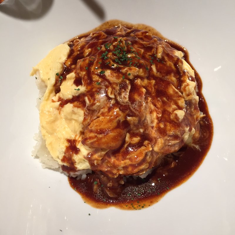 オムライス～デミグラスソース～(SUZU CAFE GEMS渋谷 （スズカフェ）)