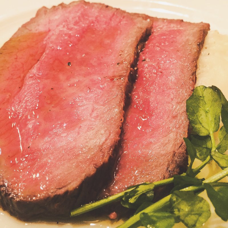 60日間熟成 群馬県産赤城牛のローストビーフ(肉びすとろ おぎの)