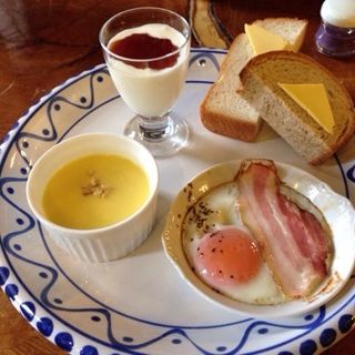 ガーンジィ朝食セット　（お子様セット）(南ヶ丘牧場 ミルク茶屋 （ミルクヂャヤ）)