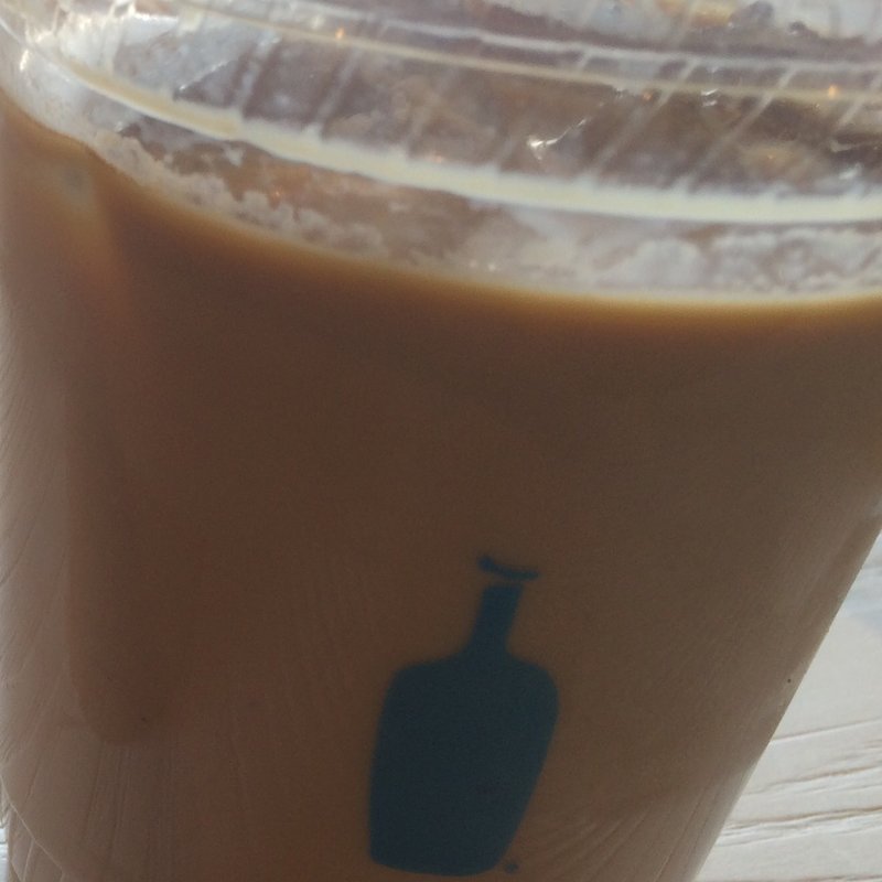 アイスカフェラテ(ブルーボトルコーヒー青山 )