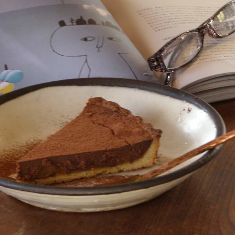 チョコレートたると(ごはん屋ギャラリー猫車)