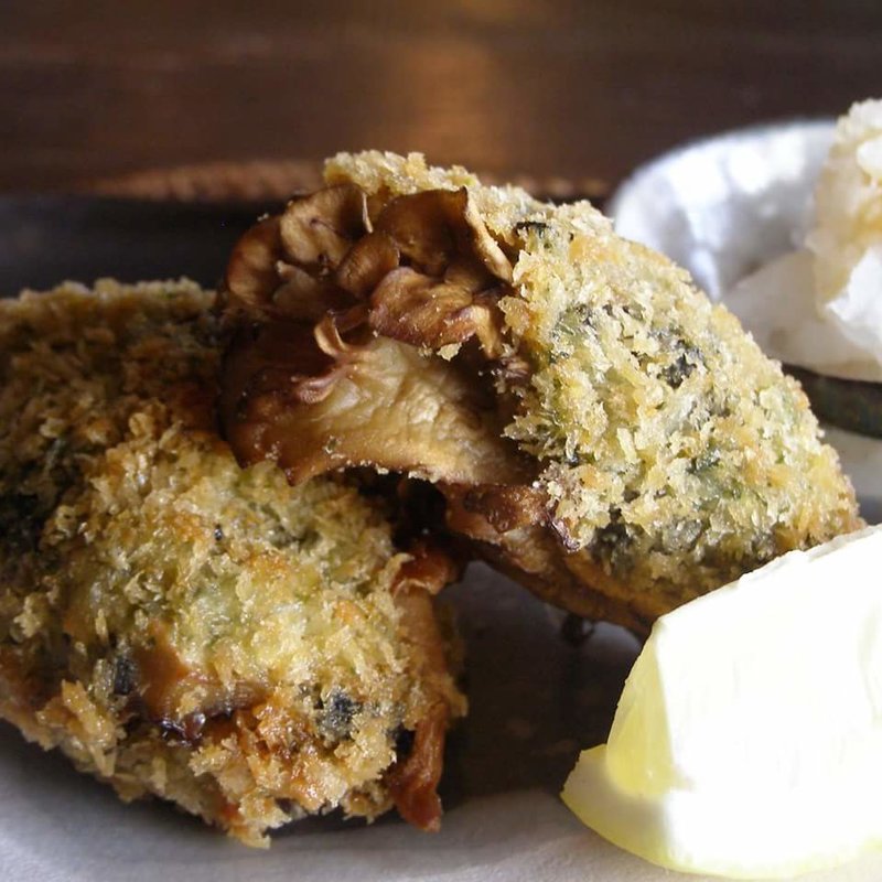 マイタケのカキフライもどき(ごはん屋ギャラリー猫車)