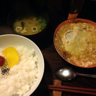 チーズかつ丼(喝鈍 法善寺横町店 （かつどん）)