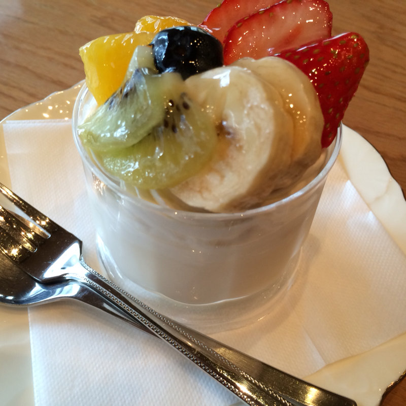 フルーツババロア(Cafe 傳 （カフェ・デン）)