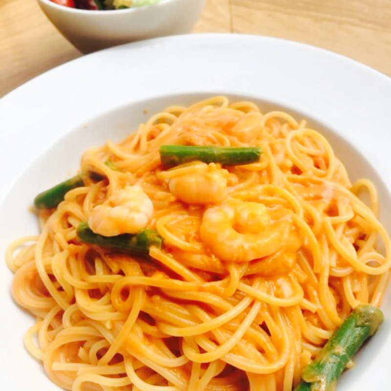 小海老とアスパラのトマトクリームスパゲッティ(渋谷バール＆ダイン)