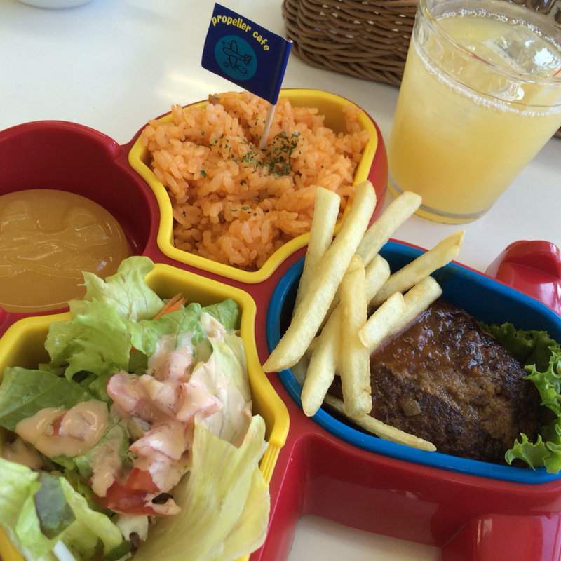 お子様ランチ(プロペラカフェ)