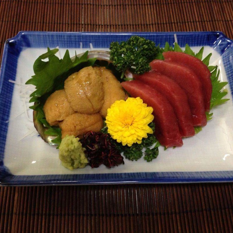 ウニと中トロ(喜多八)