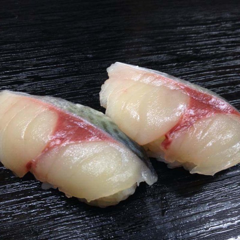 ワラサの握り(喜多八)