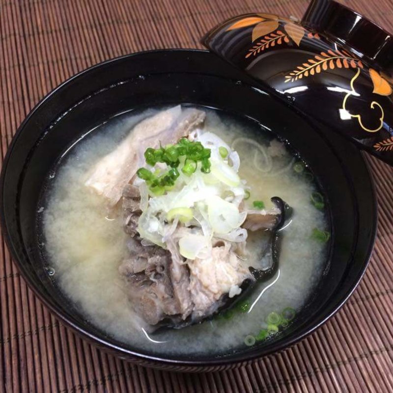 ワラサのあら汁(喜多八)