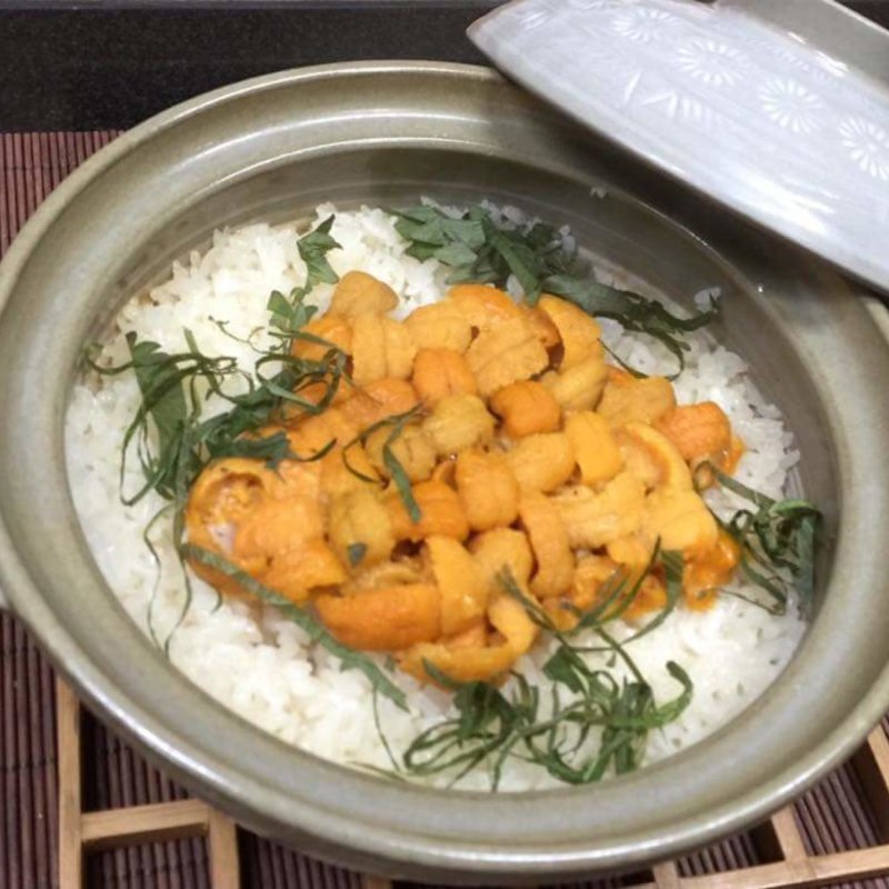 うにの炊き込みご飯(喜多八)