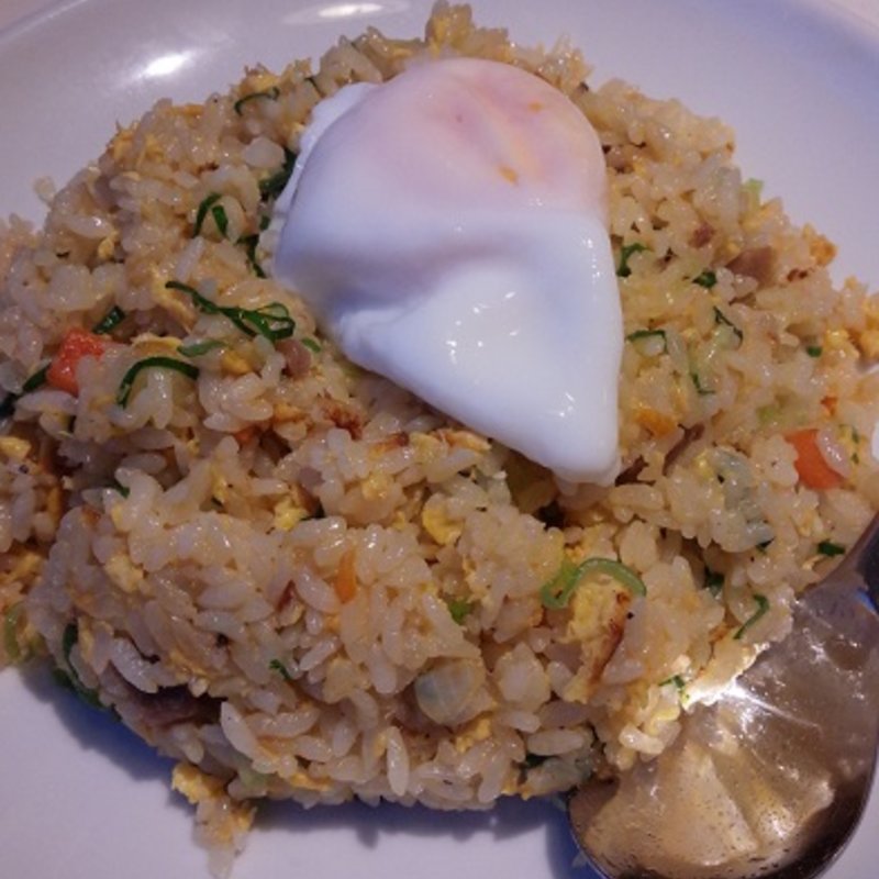 温玉炒飯(紅宝石 （コウホウセキ）)