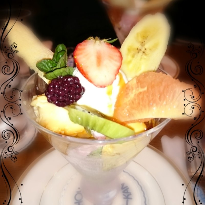 馬車道十番館パフェ(馬車道十番館)