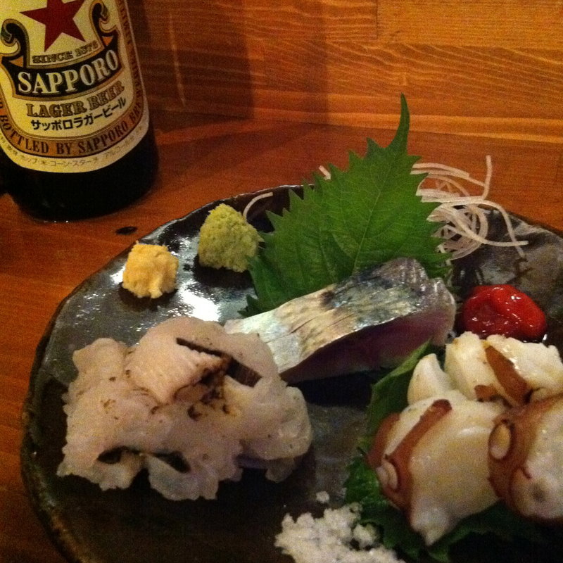 お造り盛り合わせ(神戸 こめとぶどう)