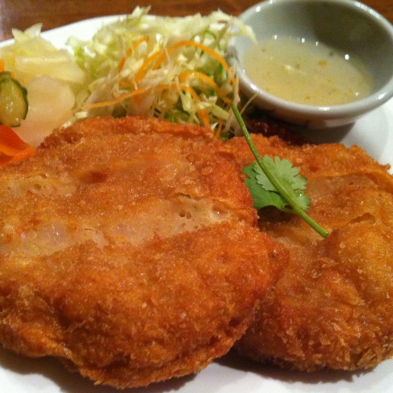 魚のすり身揚げ(クワン チャイ 岡本店 （Khuan Jai）)