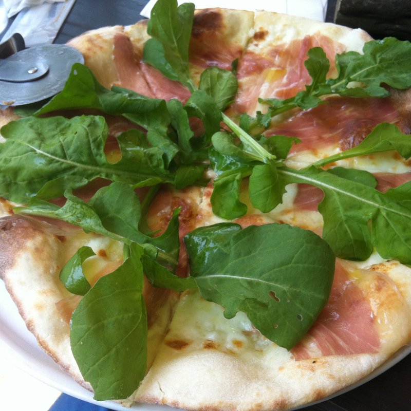 本日のピッツァ(チーズハウス·ヤルゴイ)