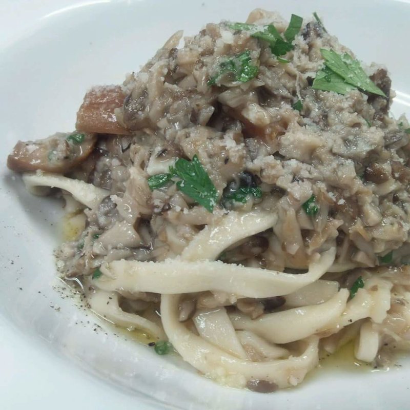 きのこの手打ちパスタ(ピッツェリア武蔵野山居)