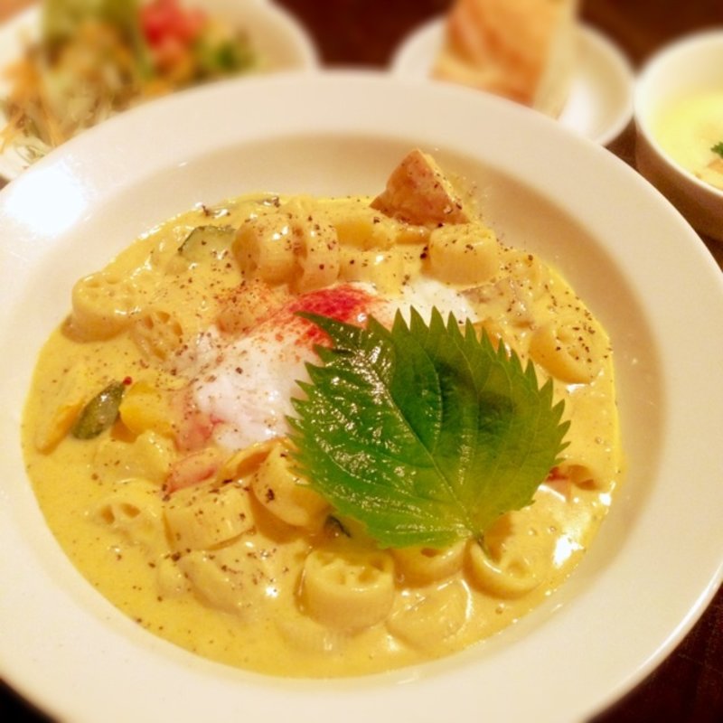 カレーボナーラ(リトルカンパネラ （Little Campanella）)