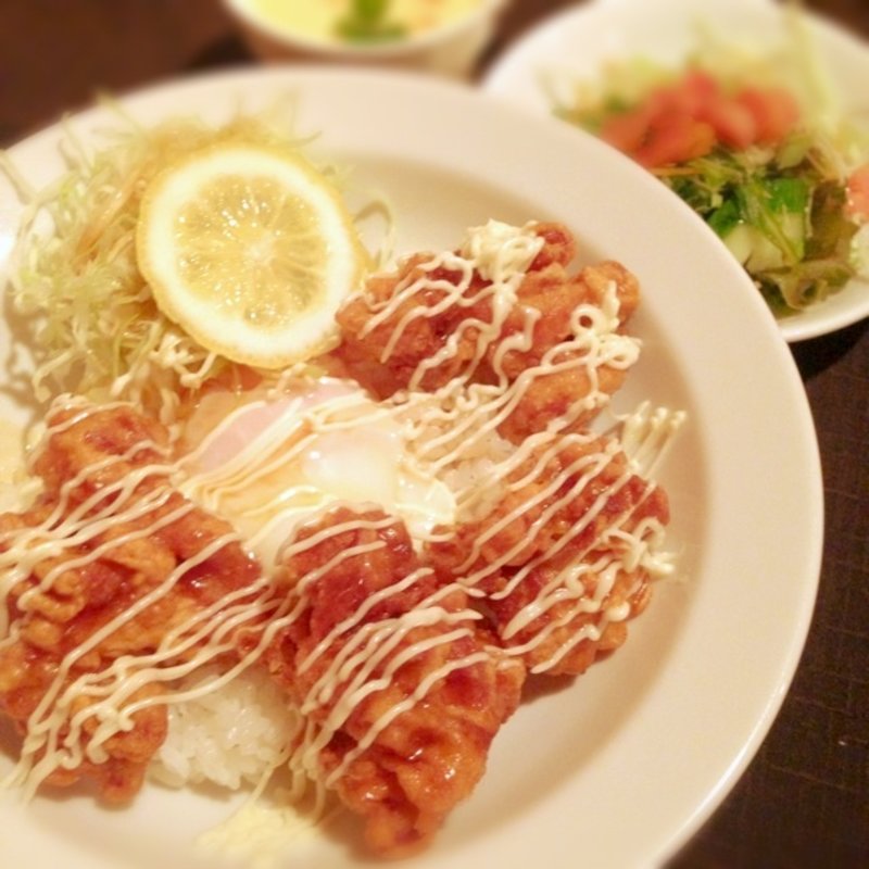 カフェ丼セット 唐揚げ丼(リトルカンパネラ （Little Campanella）)