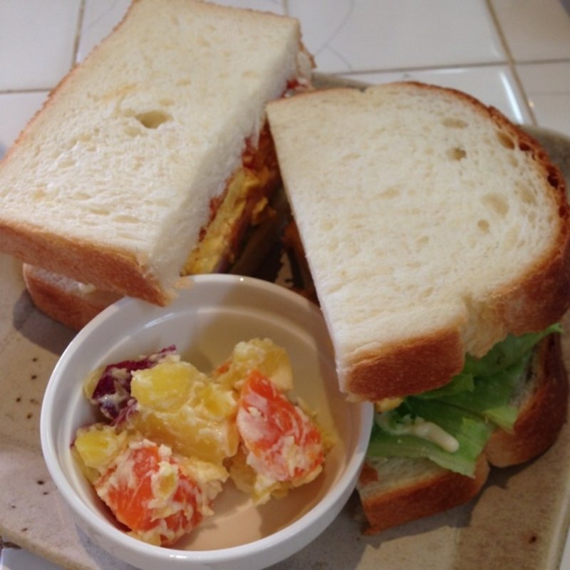 BLEサンド(cafe Naif Blanc （カフェ ナフブラン）)