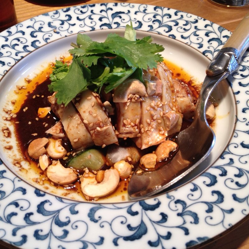 口水鶏(老虎菜 （ラオフーツァイ）)