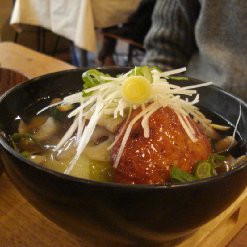 豆腐ハンバーグの和風あんかけ丼(ムモクテキカフェ （mumokuteki cafe）)