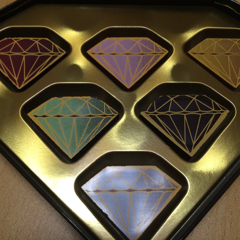 ダイヤモンドボックス(デルレイ・カフェ＆ショコラディエ)