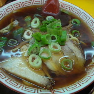 中華そば（中盛）(中華そば 麺屋7.5Hz+ 梅田店 （7.5ヘルツプラス）)