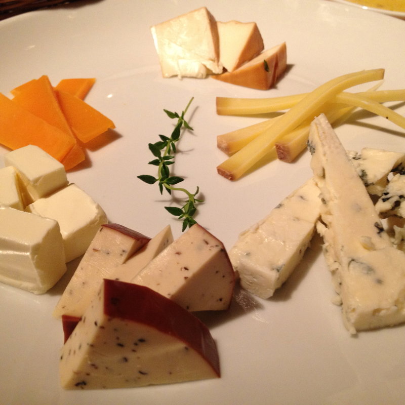 チーズの盛り合わせ(JAPONICA （ジャポニカ）)