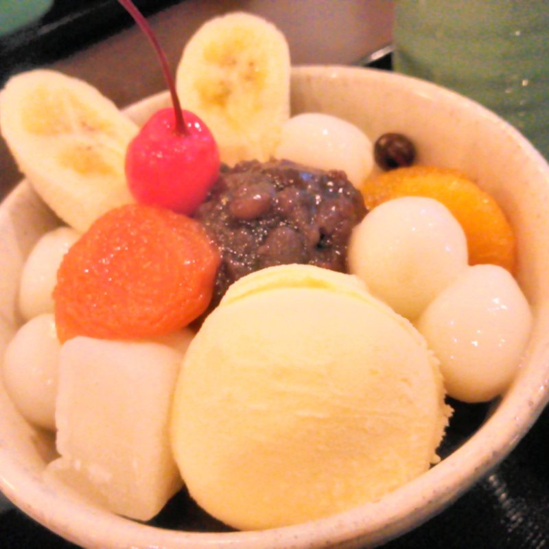 クリーム白玉あんみつ(甘味処 川越あかりや)