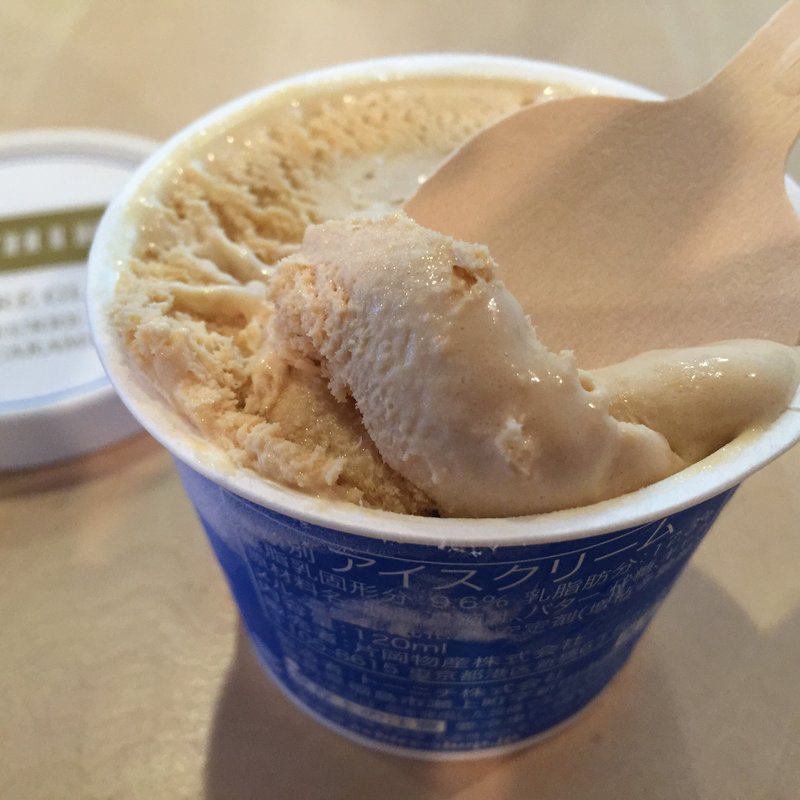 キャラメルアイス(エシレ・メゾン デュ ブール （ECHIRE MAISON DU BEURRE）)