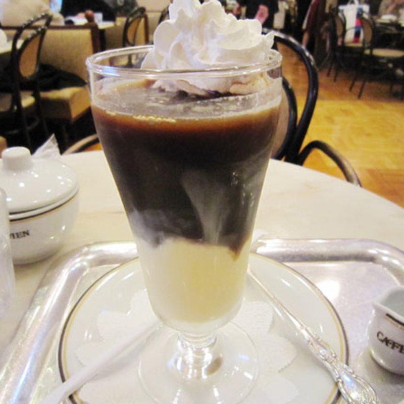 ヴィーナーアイスカフェ(カフェウィーン日本橋三越店)