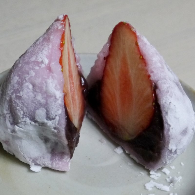 いちご大福(東山だんご)